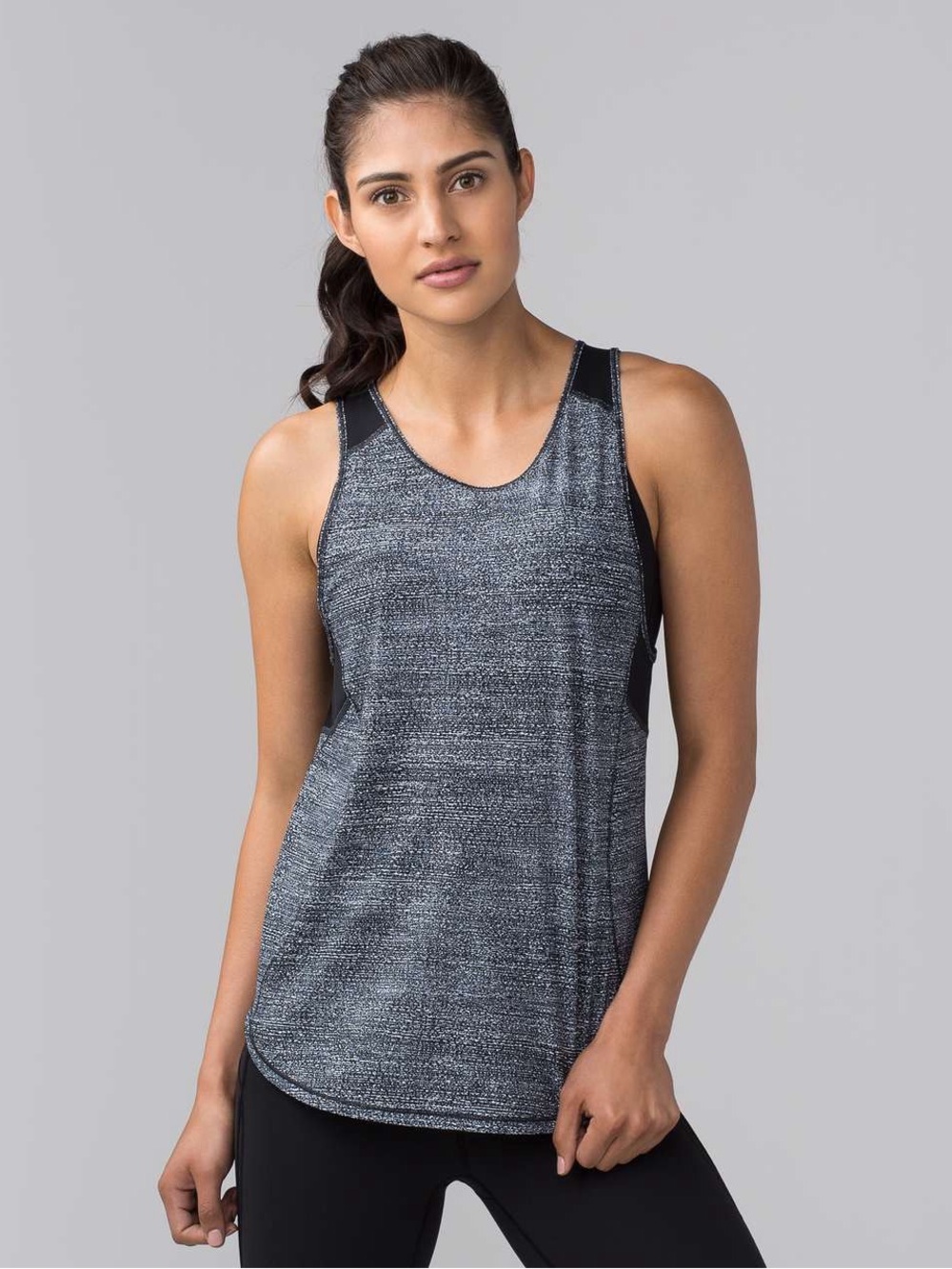 Lululemon Sculpt Tank I|
Salt Alpine White Black / Black